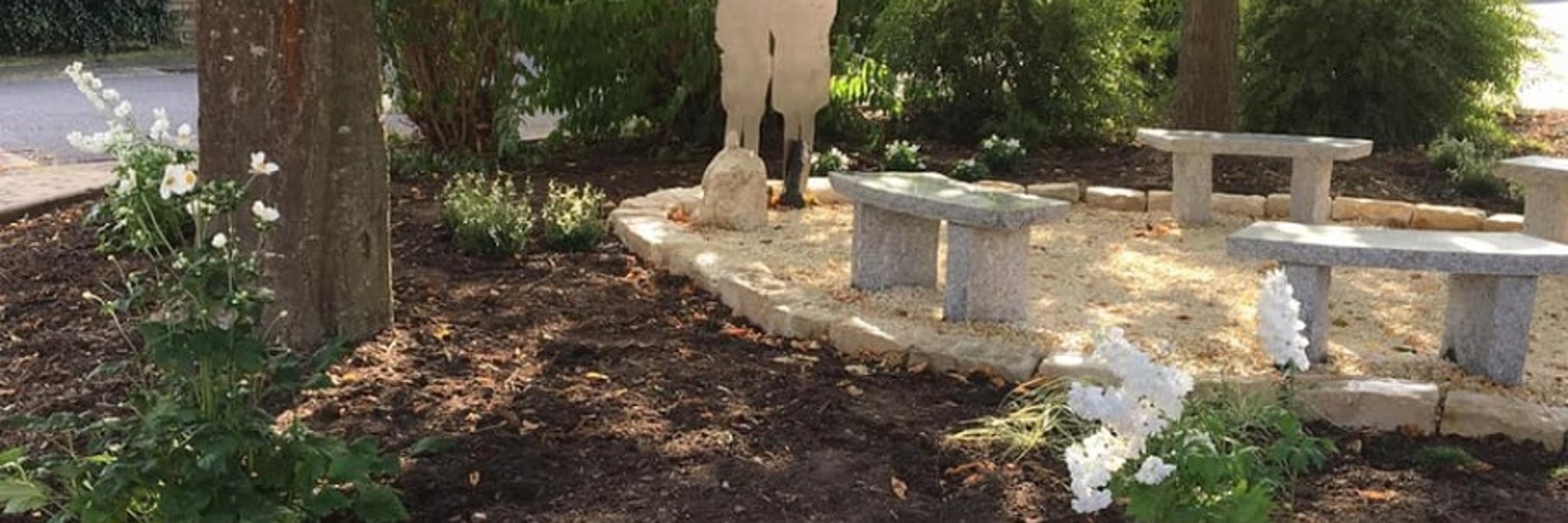 Weißer Garten Hellstein Gemeinde Brachttal